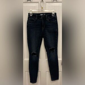Old Navy Women’s High-Waisted Rockstar Super-Skinny Jeans
